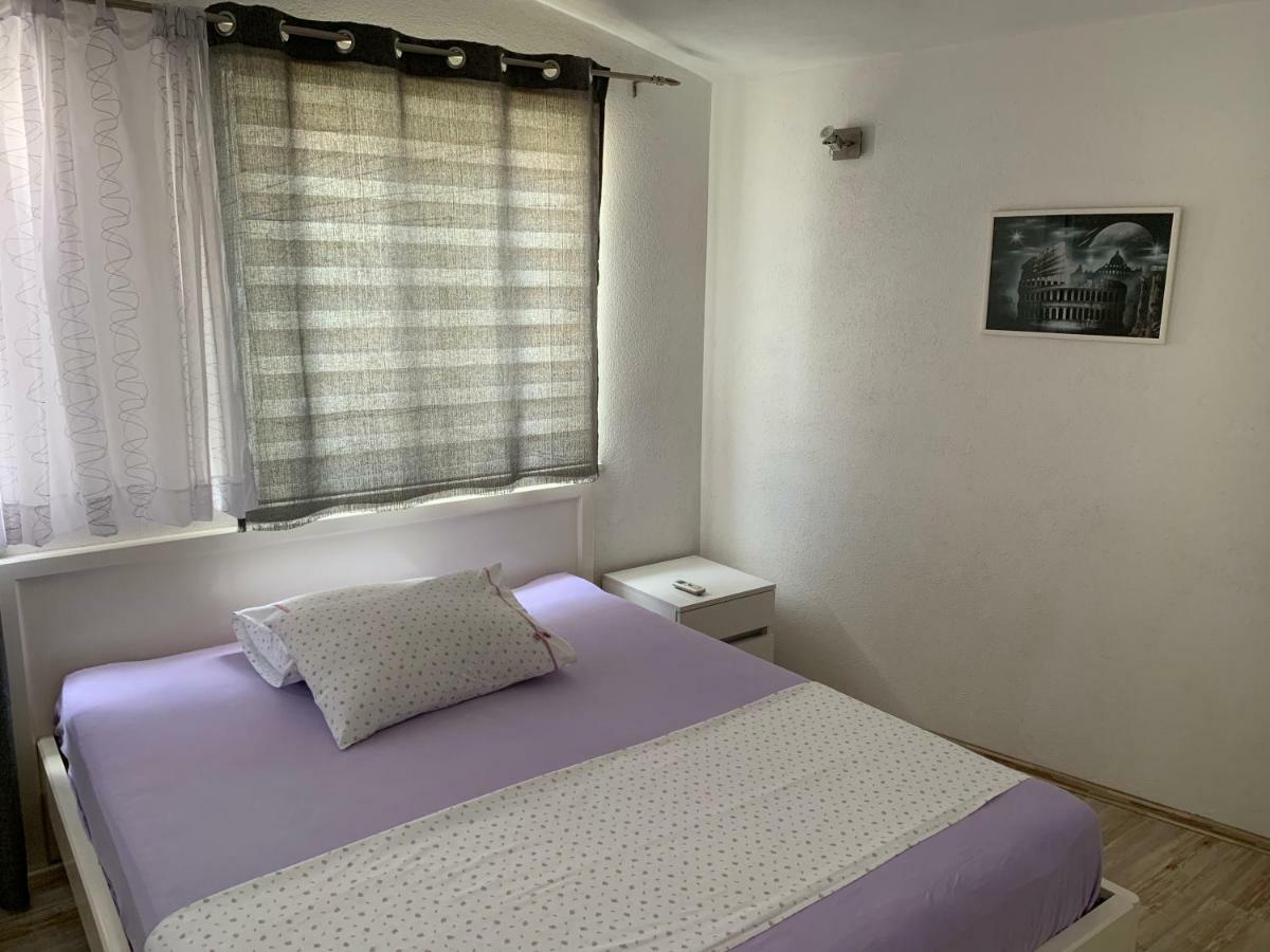 Oborska Ulica Centar Apartment Baska Voda Exterior photo